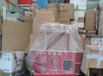 Scatoloni imballati per un trasloco a Lione - MYA Traslochi