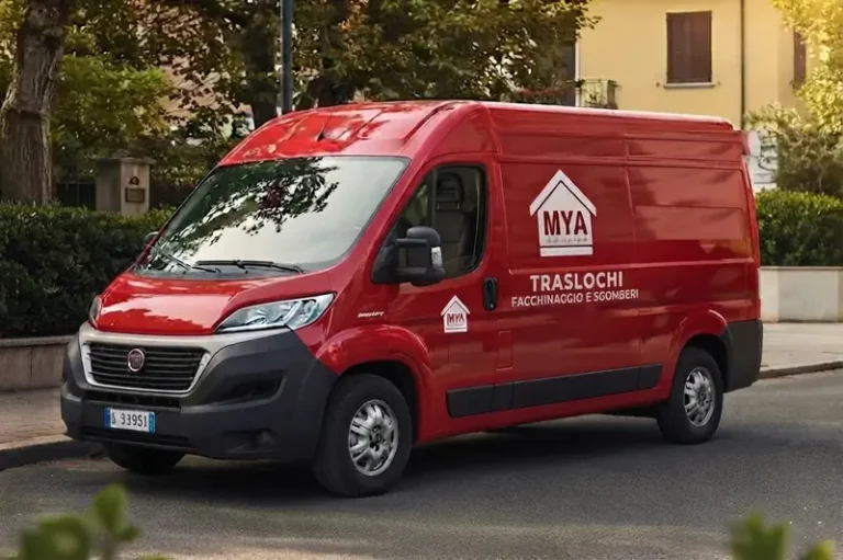 Furgone MYA Traslochi per traslochi, sgomberi e facchinaggio a Collegno e Torino